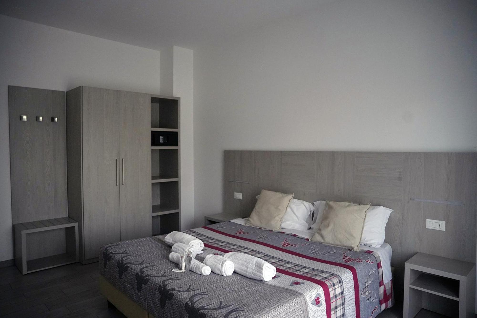 B&B Arco Dei Sogni Челано Екстериор снимка